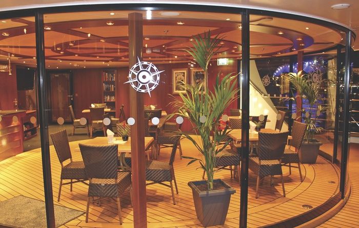Lido Bar